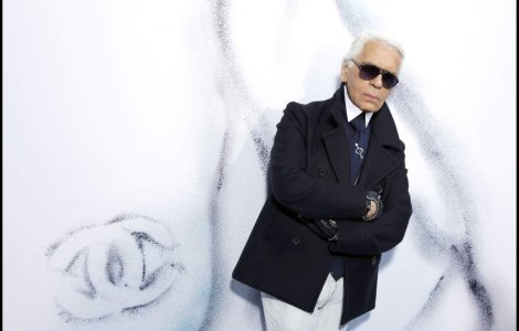 Lagerfeld, fotograful calendarului Pirelli 2011