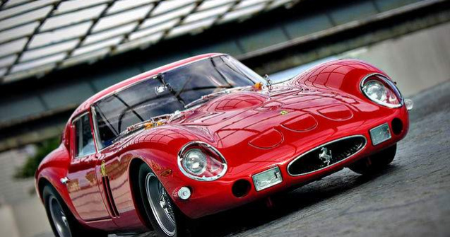 Un Ferrari 250 GTO a devenit cea mai scumpa masina din lume