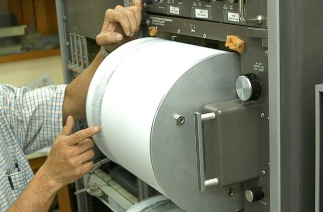 L-ai simtit? Cutremur de 5,5 grade in Vrancea. Sunt posibile replici