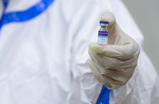 Lege promulgată/ Persoanele care se vaccinează împotriva COVID-19 beneficiază de câte o zi liberă plătită pentru fiecare doză