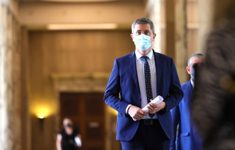 Dan Barna spune că ar putea exista stimulente pentru vaccinarea anti-COVID