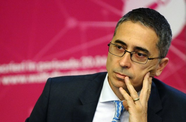 Se fac angajări la BNR - Vor fi scoase la concurs 100 de locuri de muncă