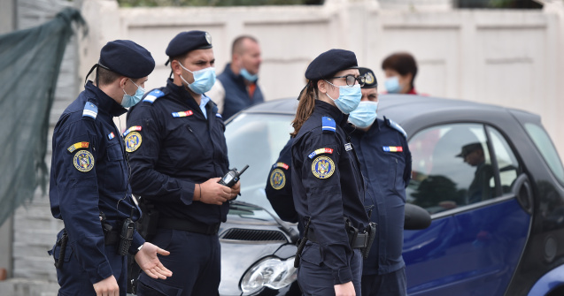 Paguba de 7 milioane de euro dată de o rețea de escroci români. Modul de operare