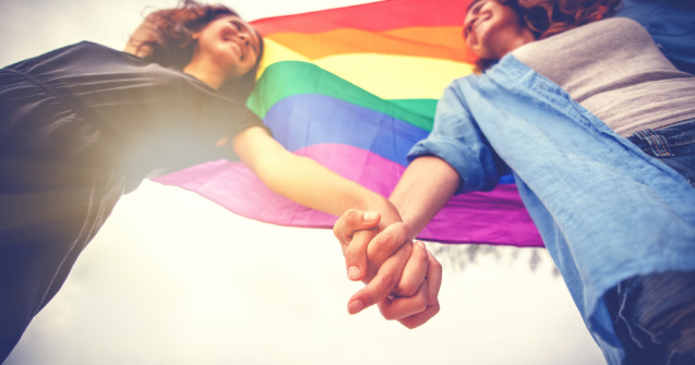 Mai multe drepturi pentru LGBTQ: Parteneriat civil înregistrat oficial