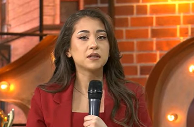 Nicole Cherry le-a arătat un semn obscen fanilor! Care a fost reacția lor: &bdquo;Ești copilă, nu e nevoie de...&rdquo;