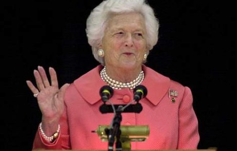 Barbara Bush a fost internata la un spital din Houston