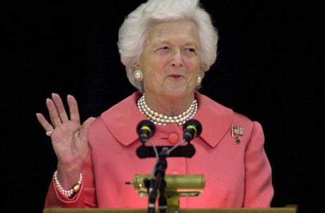 Barbara Bush a fost internata la un spital din Houston
