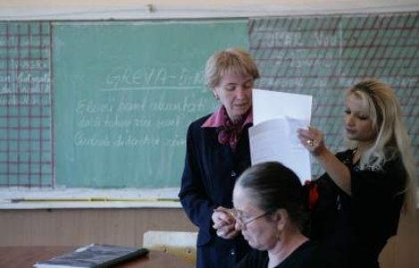 Profesorii buzoieni, in a treia saptamana de greva