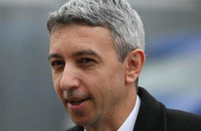 Dan Diaconescu da drumul din nou la OTV... din Vatican