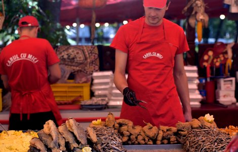 Boala rară ascunsă în mâncare. Conservele sunt un pericol. În ce condiții