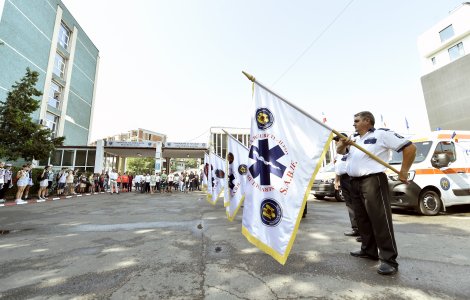 Orban: Personalul din serviciile de ambulanță luptă zilnic pentru salvarea vieții