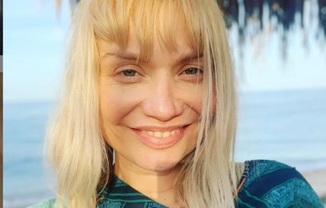 Cristina Cioran, certată de internauți pentru că a plecat la mare în timp ce fiica sa este la spital! Ce a avut de zis în apărarea ei