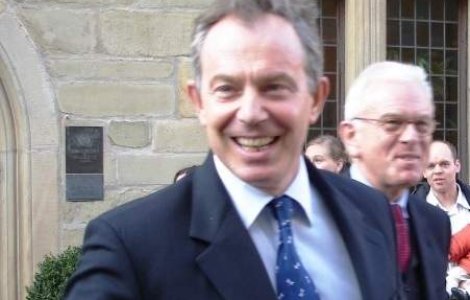 Blair revine pe scena politica