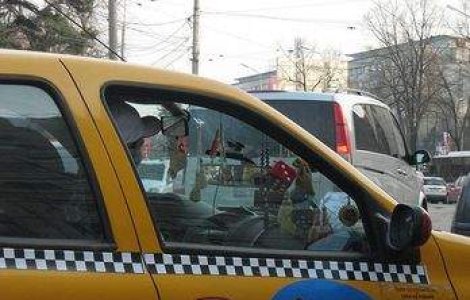 Interzis la manele in taxi!