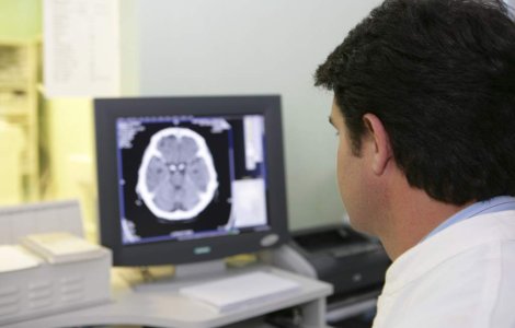 10 experimente fascinante cu creierul tau