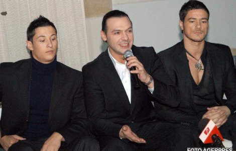 Mutu, convocat de Pasat in trupa de stripperi