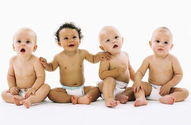 INS: Natalitatea, numarul casatoriilor, dar si cel al divorturilor, in crestere