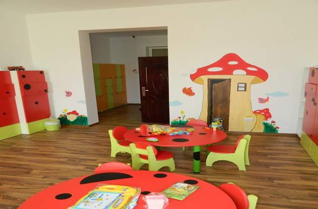 Pricopie: Inscrierea la gradinita a copiilor de 5 ani, obligatorie din 2015