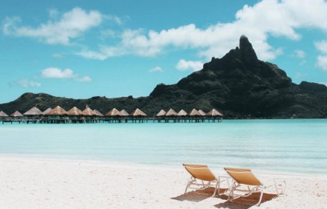 Cum să alegi stațiunea turistică potrivită pentru un sejur la plajă?