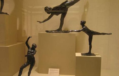 Si-a platit taxele cu o statuie a lui Degas