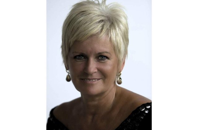 Monica Tatoiu: "Adio Oriflame"