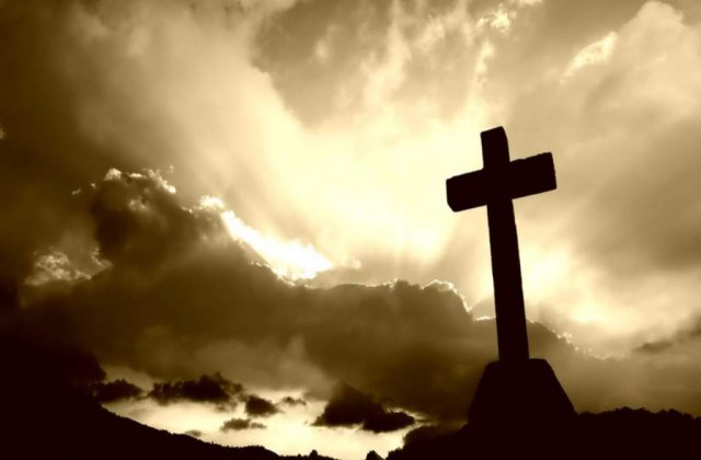 Pelerinaj la moastele Sf. Parascheva: O femeie de 61 de ani a murit