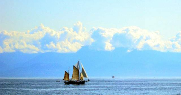 Expeditie pe mare, in jurul lumii, pentru promovarea Romaniei