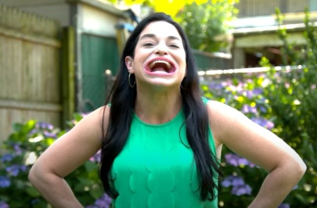 O femeie a intrat în Cartea Recordurilor pentru cea mai mare gură din lume