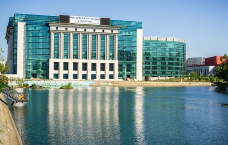 Cinci persoane au fost prinse sub un mal de pământ lângă Biblioteca Națională din Capitală