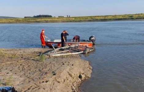Tragedie pe malul Siretului. 5 adolescenți s-au transformat din salvatori în victime
