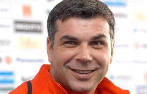 Olaroiu vrea inapoi la Steaua