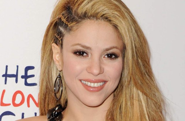 Shakira: "Saracia m-a impins sa cant"