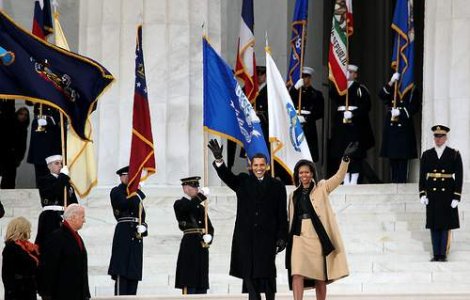 Obama, intr-o comunitate saraca de Paste