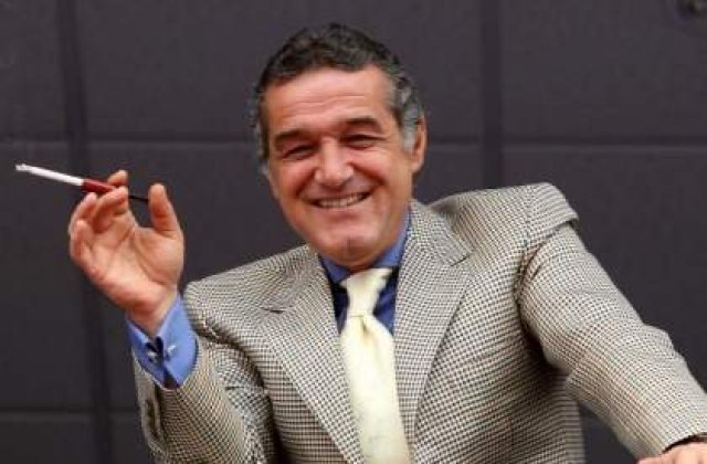 Becali le da bani fostilor colegi de celula