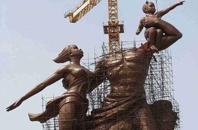 Statuia Renasterii Africane, mai mare decat Statuia Libertatii