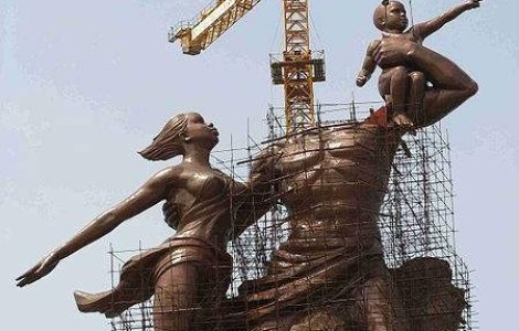 Statuia Renasterii Africane, mai mare decat Statuia Libertatii