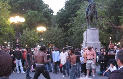 Violente la New York