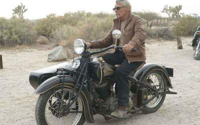 Hopper ii va plati fostei...