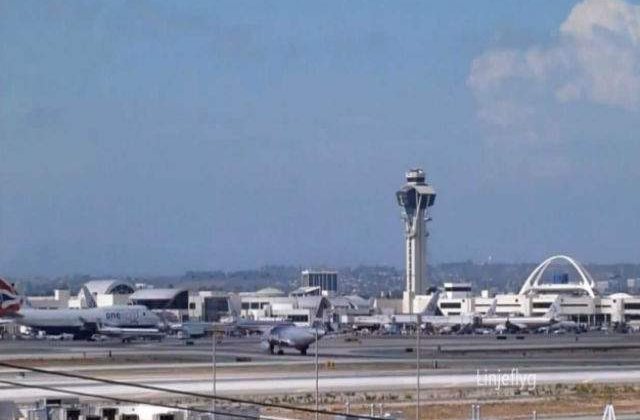 Un dispozitiv improvizat a explodat pe aeroportul din Los Angeles