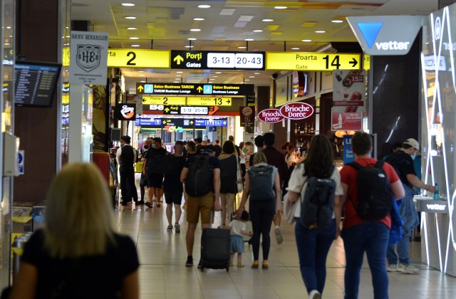 Franța și Grecia, pe lista roșie. Ce zone au trecut în zona galbenă