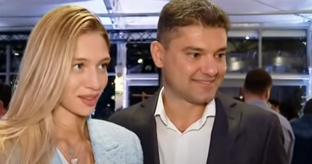 Cristian Boureanu pare să sufere din nou din dragoste. Fostul politician s-a despărțit de Laura Dincă