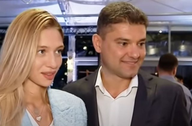 Cristian Boureanu pare să sufere din nou din dragoste. Fostul politician s-a despărțit de Laura Dincă