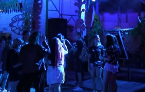 Alertă pe litoral din cauza unui nou tip de drog. Plajele sunt împânzite de cartușe goale de Funny gas