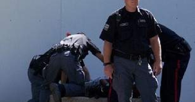 34 de romani retinuti pentru infractiuni informatice