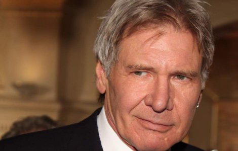 Harrison Ford se lupta cu extraterestrii in "Cowboys & Aliens"