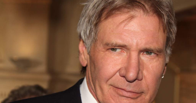 Harrison Ford se lupta cu extraterestrii in "Cowboys & Aliens"