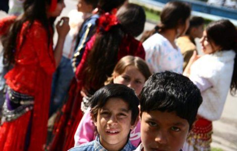 Frunda: Trebuie sa avem o discriminare pozitiva pentru romi