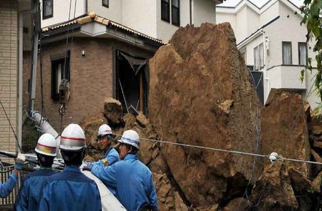 Japonia: Peste 13 persoane au murit din cauza taifunului Wipha