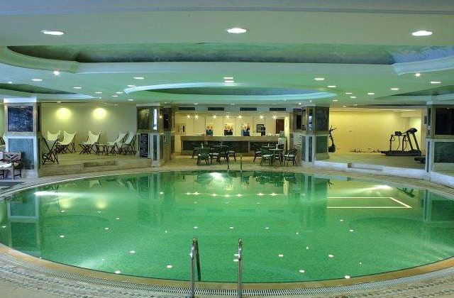 La Senat s-ar putea deschide un centru spa cu piscina si fitness