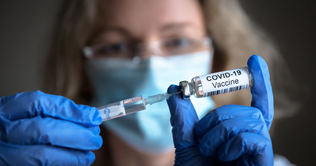 Vaccinul, un criteriu al prieteniei? Ce vedetă renunță la cei apropiați care nu vor să se imunizeze